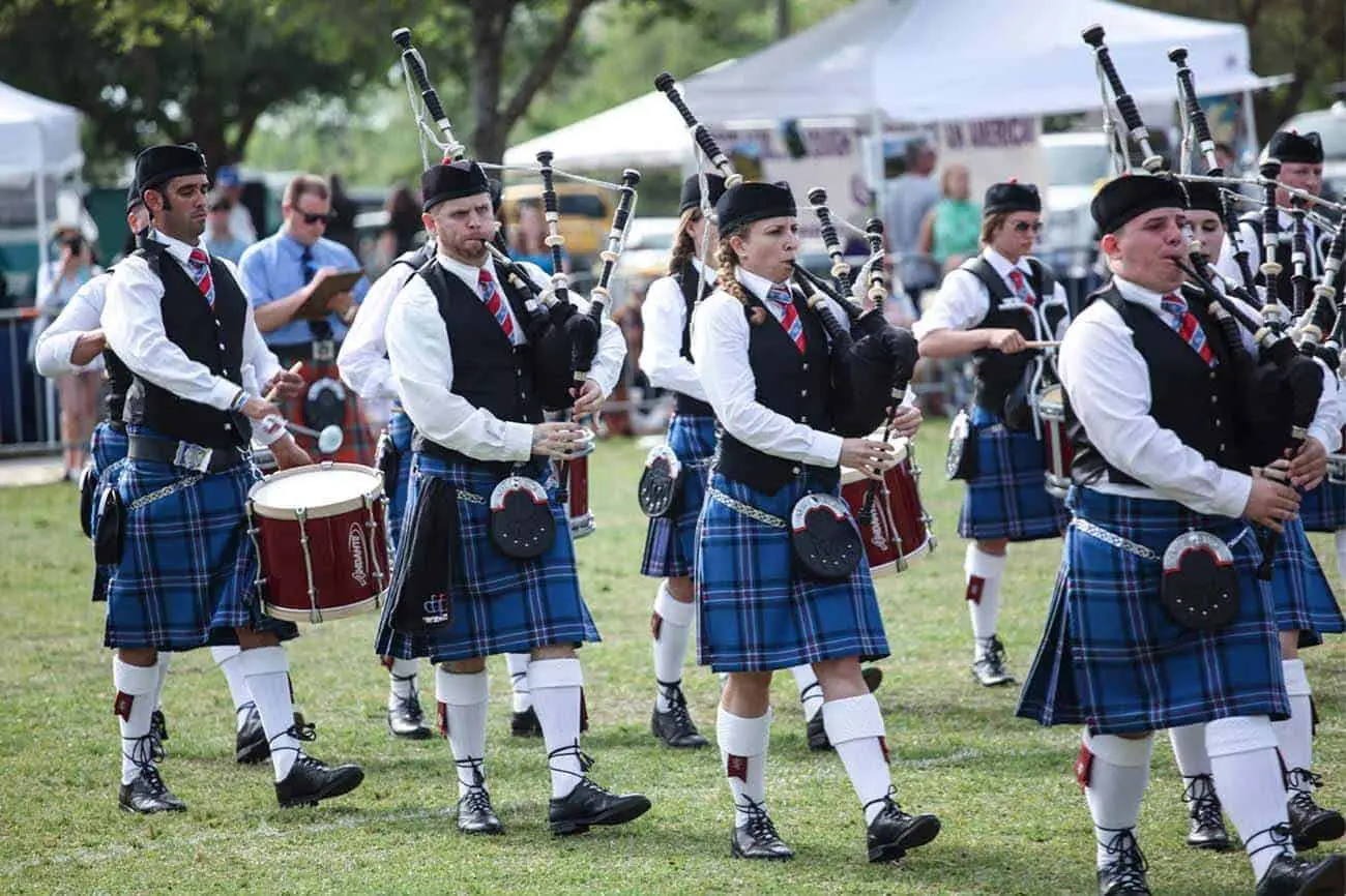Scottish Bagpipes 5 Best Highland Bagpipes In 2022 Compare Bagpipes